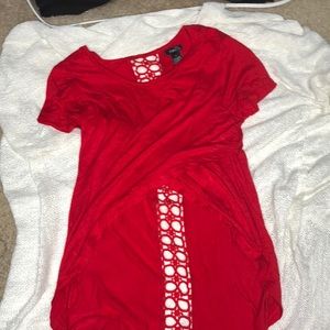 Red crop at the top long at the back shirt❤️